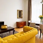 Boutique Le Theatre