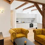 Boutique Le Theatre