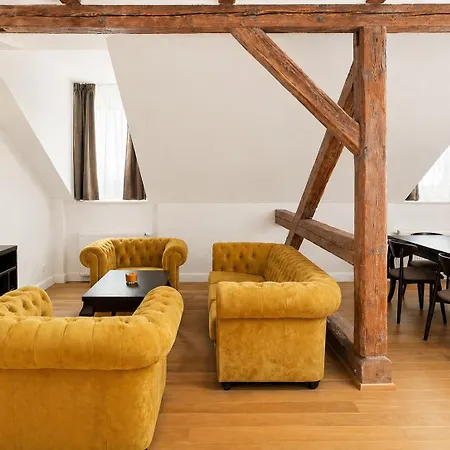 Boutique Le Theatre アパート