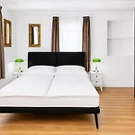 Апартаменты Boutique Le Theatre *