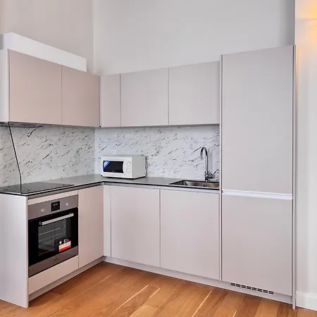 Le Theatre Apartment